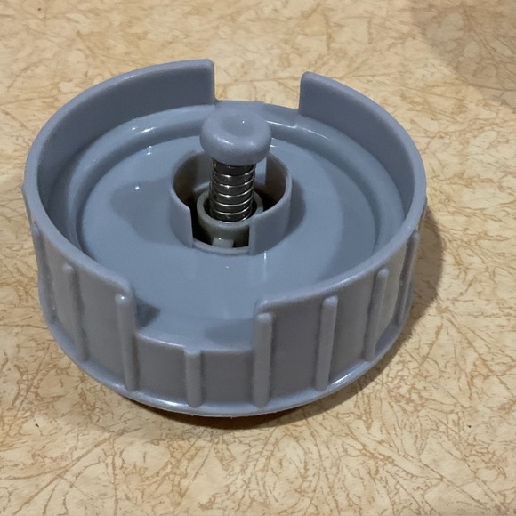 Cat or Dog automatic circulating water dispenser bubble ball water dish grey . - Picture 6 of 11